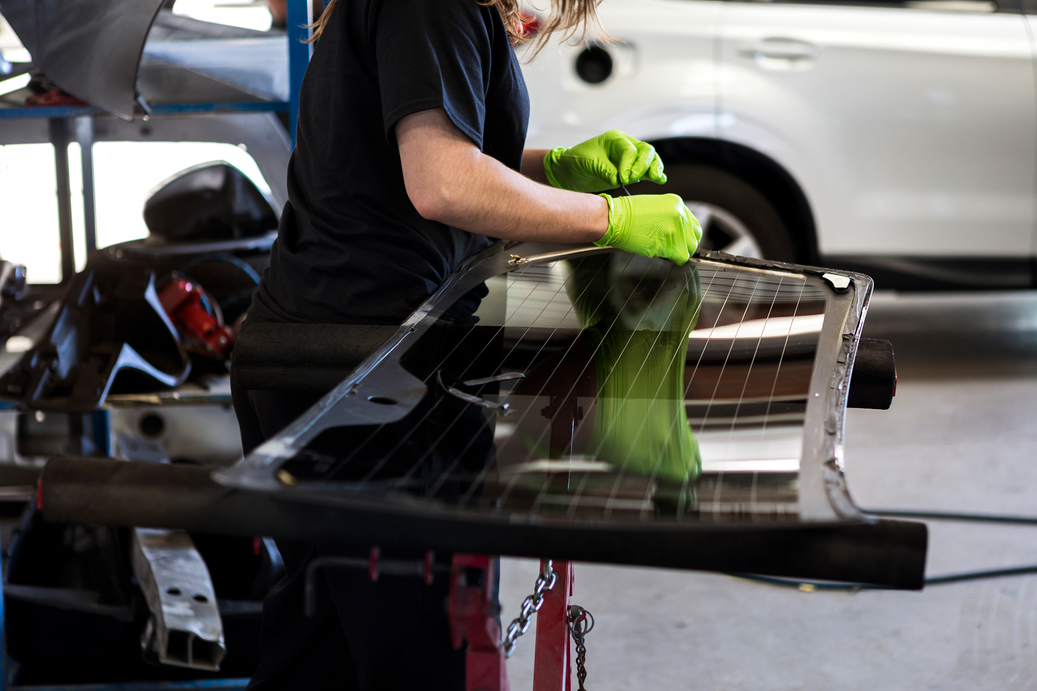 female-mechanic-at-a-garage-2025-02-09-22-55-29-utc-1.jpg female-mechanic-at-a-garage-2025-02-09-22-55-29-utc-1.jpg